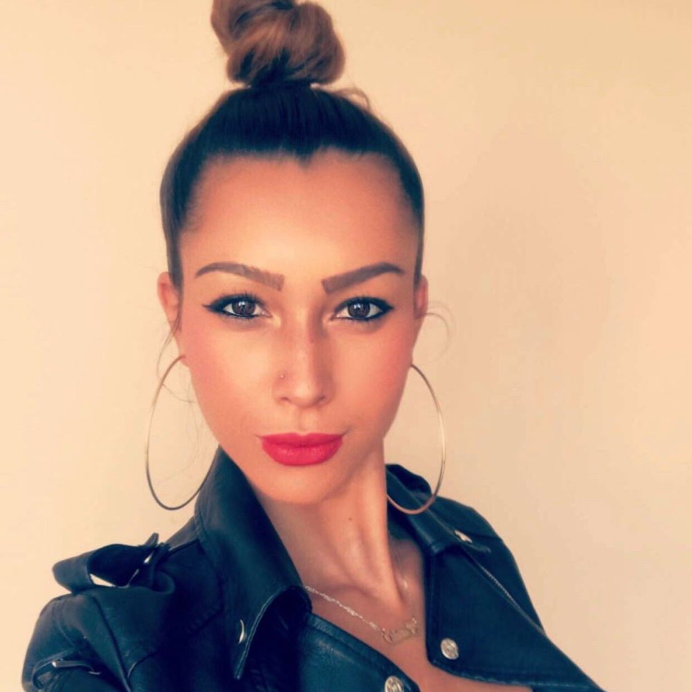 Meet your Posher, Paris